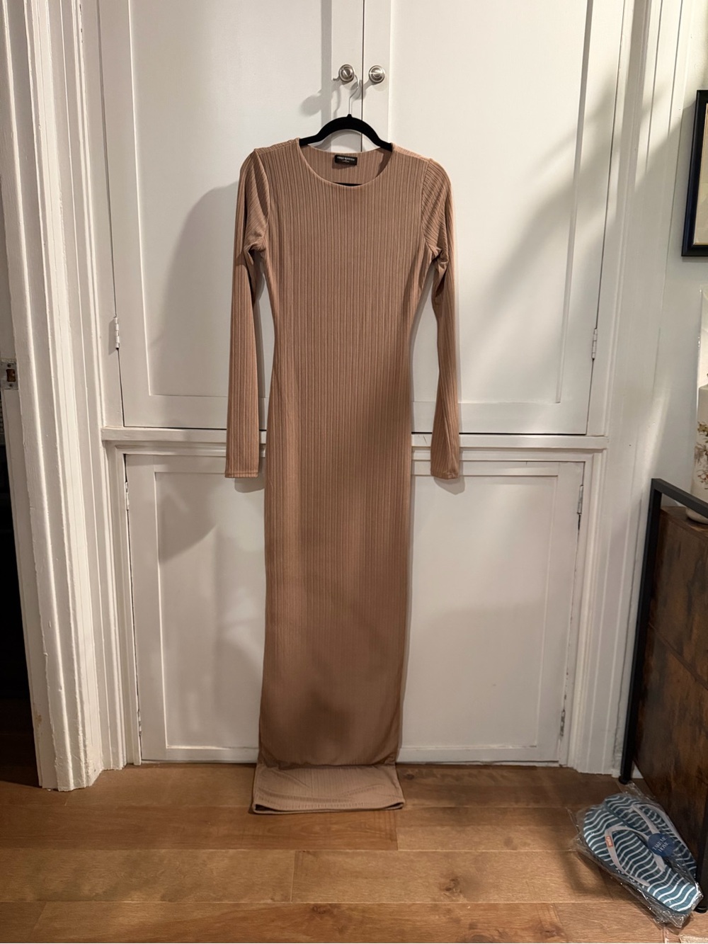 Slim Ribbed Long Sleeve Maxi Dress — Tan